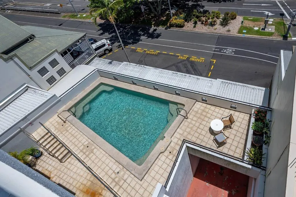An Adorable Apartment On Abbott - Stunning Views Cairns